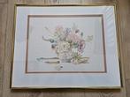 Marjolein Bastin borduurwerkje bloemen in vaas 51x41x2 cm, Huis en Inrichting, Woonaccessoires | Schilderijen, Tekeningen en Foto's