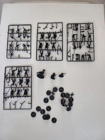 LOTR Miniaturen - Kunststof beschikbaar voor biedingen