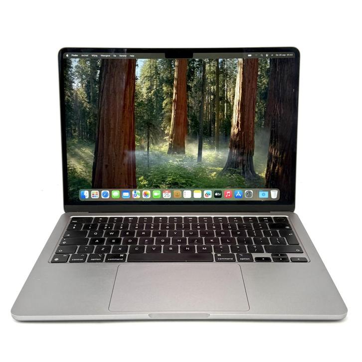 MacBook Air 13′ M2 256GB grijs /krasvrij /98% batt /ga, Kleding | Dames, Wintersportkleding, Zo goed als nieuw