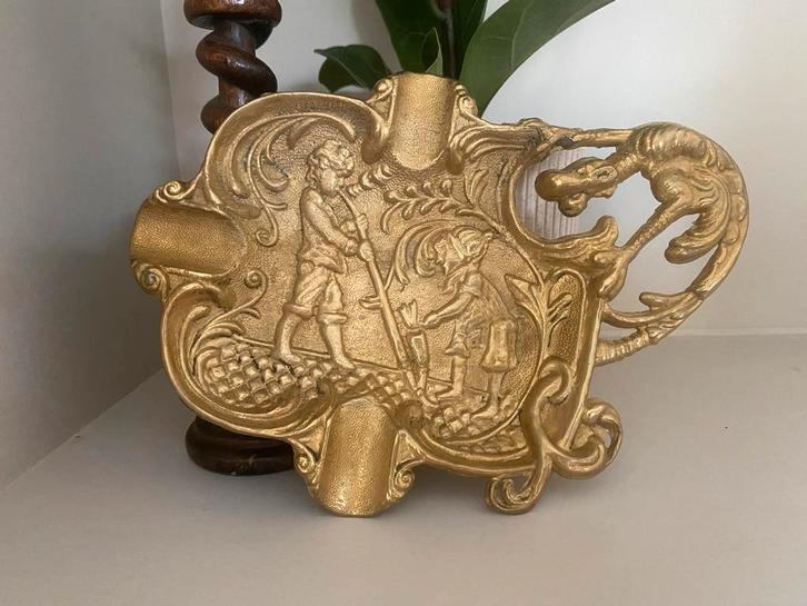 Antieke Messing Asbak met Reliëf, Antiek en Kunst, Antiek | Koper en Brons, Koper, Ophalen of Verzenden