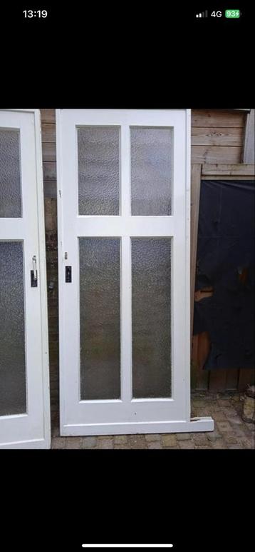 Oude schuifdeuren jaren 1930 bijna gratis beschikbaar voor biedingen