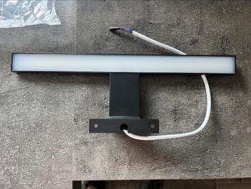 LED badkamerspiegellamp beschikbaar voor biedingen