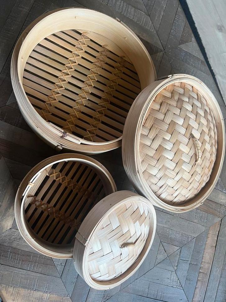 2 bamboe stoommandjes groot en klein en beiden met deksel, Huis en Inrichting, Keuken | Keukenbenodigdheden, Nieuw, Ophalen of Verzenden