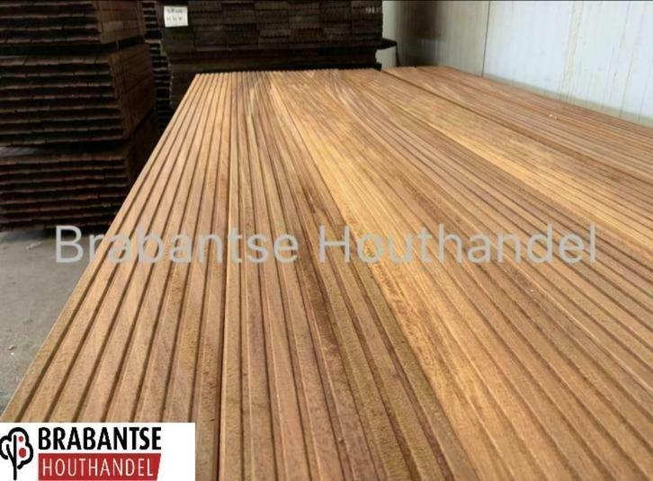 Hardhouten Bangkira vlonderplanken / dekdelen / terras plank, Tuin en Terras, Terrasdelen en Vlonders, Nieuw, Hout, Ophalen of Verzenden