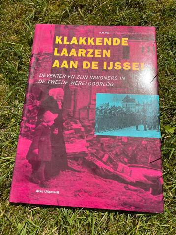 Klakkende laarzen aan de IJssel beschikbaar voor biedingen