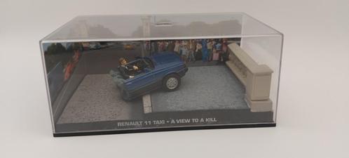 Renault 11 James bond 007 auto met boekje, Hobby en Vrije tijd, Modelauto's | 1:43, Nieuw, Auto, Universal Hobbies, Verzenden
