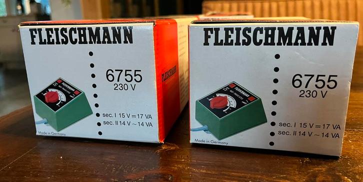 Fleischmann transformatoren, Hobby en Vrije tijd, Modeltreinen | H0, Zo goed als nieuw, Wagon, Gelijkstroom, Fleischmann, Ophalen of Verzenden