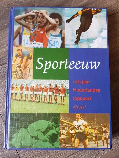 Boek : Sporteeuw - 100 jaar Nederlandse topsport -, Boeken, Sportboeken, Zo goed als nieuw, Balsport, Ophalen of Verzenden