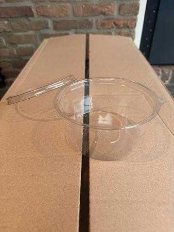 Grote partij salade bowls met deksel - 750 ML - 200 stuks beschikbaar voor biedingen