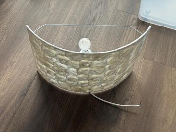mooie wandlamp beschikbaar voor biedingen