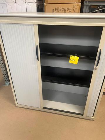 Roldeur kast  beschikbaar voor biedingen