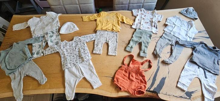 Setjes neutraal / jongen Maat 50, Kinderen en Baby's, Babykleding | Baby-kledingpakketten, Gebruikt, Maat 50, Ophalen of Verzenden