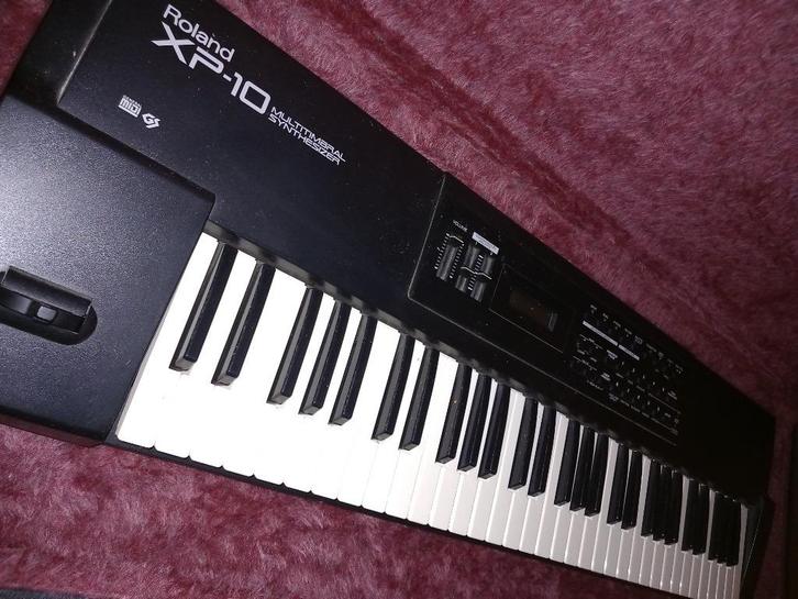 Roland XP-10 zgan, Muziek en Instrumenten, Keyboards, Zo goed als nieuw, 61 toetsen, Roland, Ophalen