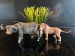 Schleich Wildlife: Leeuw met waterbuffel, Ophalen of Verzenden, Gebruikt, Beeldje of Figuurtje