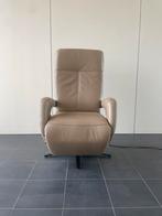 Prachtige beige leren sta op stoel / relax fauteuil, Huis en Inrichting, Fauteuils, Ophalen, Nvt, Nvt, Nvt