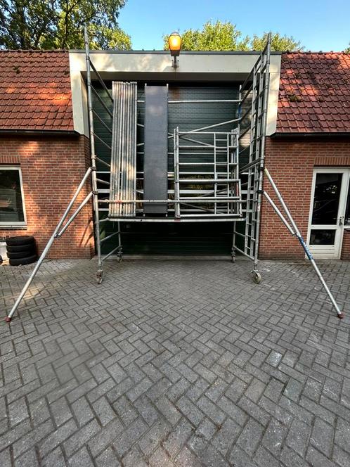 Rolsteiger 10,20 meter werkhoogte!, Doe-het-zelf en Verbouw, Steigers, Zo goed als nieuw, Rolsteiger of Kamersteiger, 5 meter of hoger