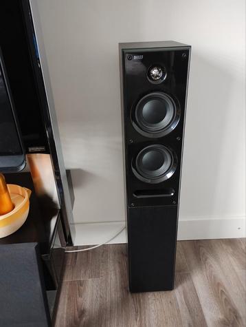 5 Kef speakers C5 150W , center Cresta20c , surround HTS5001 beschikbaar voor biedingen