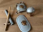 Kunststof Ridder verkleedset, 4 delig. (ZGAN), Ophalen, Zo goed als nieuw, Jongen of Meisje