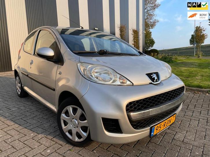 Peugeot 107 1.0-12V XR Nw APK-ElekRamen-2 Sleutels, Auto's, Peugeot, Bedrijf, Te koop, ABS, Airbags, Centrale vergrendeling, Elektrische ramen