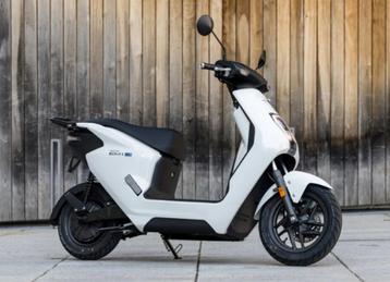 Nieuwe Honda eM1 e scooter beschikbaar voor biedingen