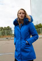 Nieuwe blauwe Attentif winterjas voelt lekker warm, maat M, Kleding | Dames, Jassen | Winter, Nieuw, Attentif, Blauw, Maat 38/40 (M)