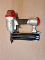 Pneumatische tacker/ Schnelltack/ Spijkerpistool, Doe-het-zelf en Verbouw, Gereedschap | Handgereedschap, Ophalen, Zo goed als nieuw