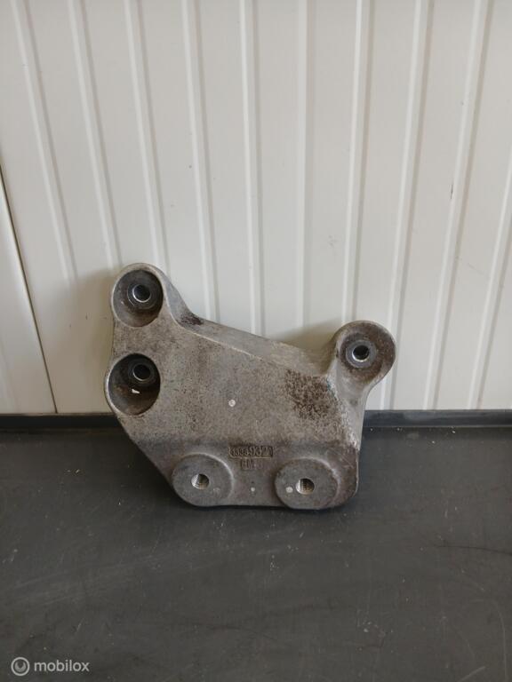 Versnellingsbak steun 13389321- AO1962025, Auto-onderdelen, Transmissie en Toebehoren, Gebruikt, Ophalen of Verzenden