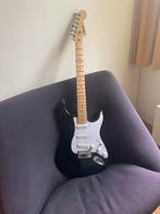 Squier stratocaster (elektrische gitaar), Ophalen of Verzenden, Zo goed als nieuw, Solid body, Fender