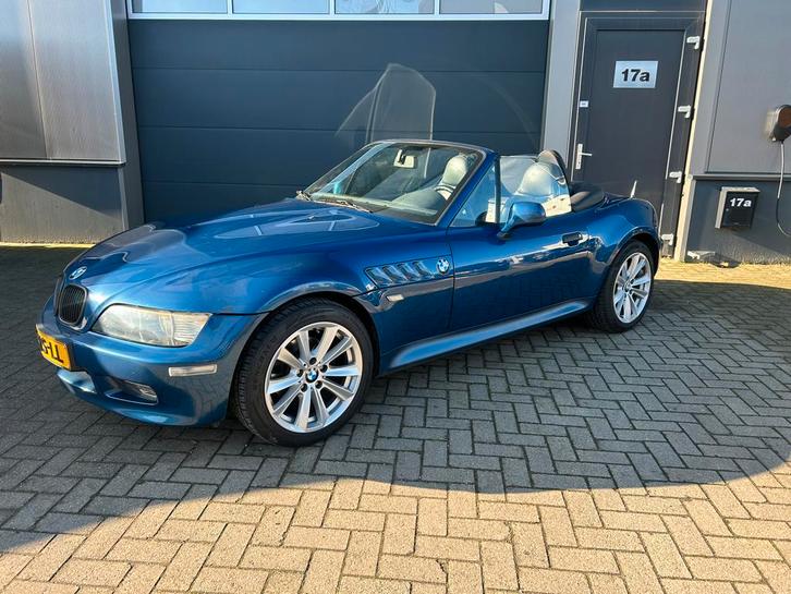 Origineel Nederlands geleverde BMW Z3 1.9 Wide Body in blauw, Auto's, BMW, Particulier, Z3, Benzine, D, Cabriolet, Handgeschakeld