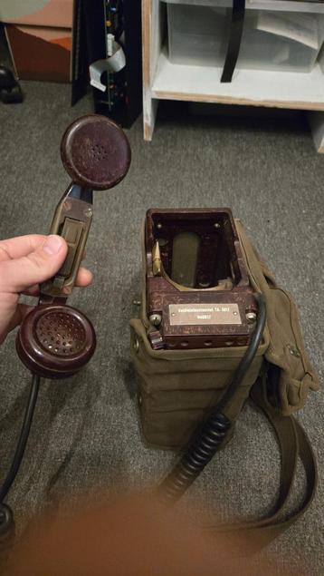 Veldtelefoon TA-3017: Klassieker Koude Oorlog beschikbaar voor biedingen