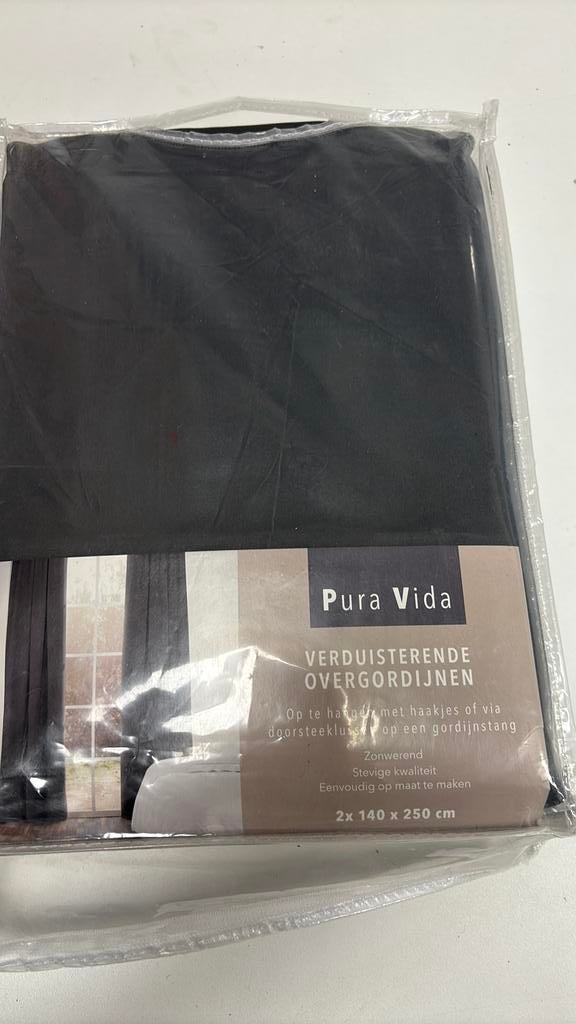 2x  gordijnen black, Ophalen, Zo goed als nieuw, 200 cm of meer
