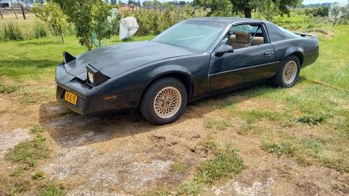 Pontiac Firebird 3.1 AUT U9 1990 KITT - look targa, Auto's, Pontiac, Particulier, Firebird, Benzine, Coupé, Automaat, Geïmporteerd