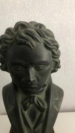 Beeldje van Beethoven, Ophalen, Dier