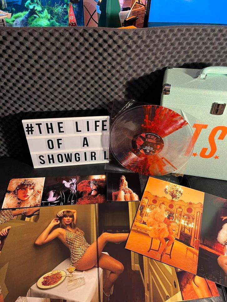 The Life Of A Showgirl - Honestly Wild Vinyl, Cd's en Dvd's, Vinyl | Pop, Zo goed als nieuw, Ophalen of Verzenden