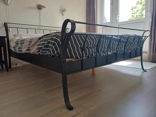 BED met VERSTELBARE LATTENBODEM, Huis en Inrichting, Slaapkamer | Bedden, Zo goed als nieuw, Tweepersoons, 160 cm, 210 cm, Metaal