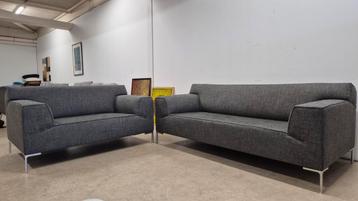 Design on Stock bloq 2,5 + 2 zits bankstel in perfecte staat beschikbaar voor biedingen