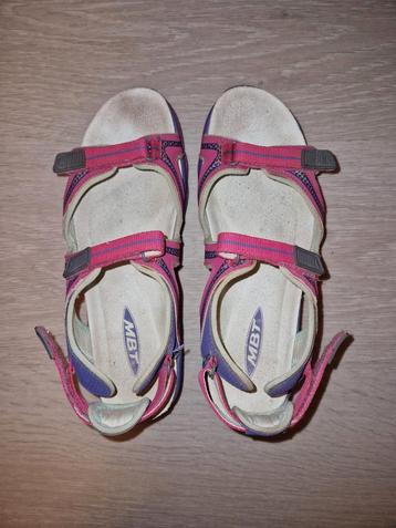 MBT/Walk On Shoes Sandalen Maat EU: 41 | US: 10-10,5 | UK: 7 beschikbaar voor biedingen