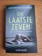 De laatste zeven - Annerieke de Vries, Ophalen of Verzenden, Zo goed als nieuw, Nederland, Annerieke de Vries