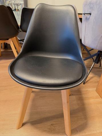 Set 6 Eetkamer 'Kuip' Stoelen beschikbaar voor biedingen