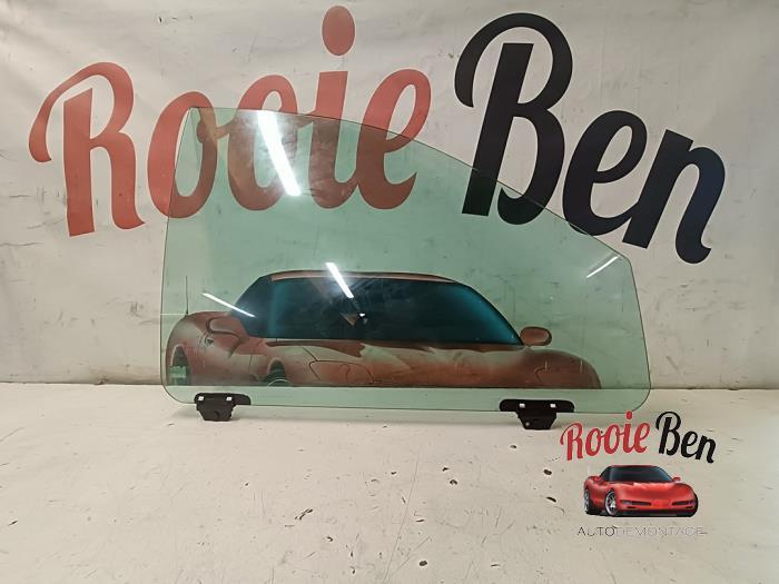 Portierruit 4Deurs rechts-voor van een Chrysler Voyager, Auto-onderdelen, Ruiten en Toebehoren, Gebruikt, -, Ophalen of Verzenden