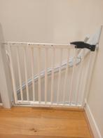 fenns Oslo Traphek / Baby gate X2 - wit, Ophalen, Oprolhekje, Zo goed als nieuw, 115 cm of meer