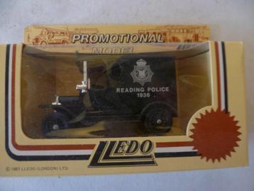 Lledo T Ford Reading Police 1936 in doos modelauto beschikbaar voor biedingen