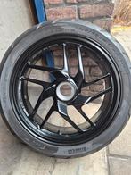 Ducati Monster 1200 1200s Achterwiel met Pirelli band., Ophalen of Verzenden, Gebruikt