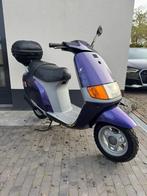 Piaggio sfera 50cc 2 takt paars start en rijd goed, Ophalen
