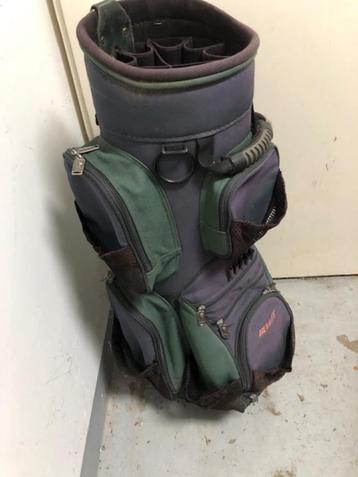 GOLFTAS beschikbaar voor biedingen
