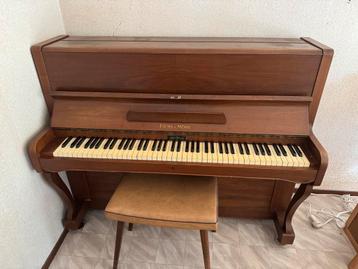 Piano Fuchs&Mohr uit 1957 beschikbaar voor biedingen
