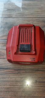 Hilti accu oplader (werking ?), Doe-het-zelf en Verbouw, Gereedschap | Machine-onderdelen en Toebehoren, Ophalen of Verzenden