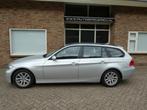 BMW 3-serie Touring 318i Business Line navi / Dealeronderhou, Zwart, Origineel Nederlands, Handgeschakeld, 1405 kg
