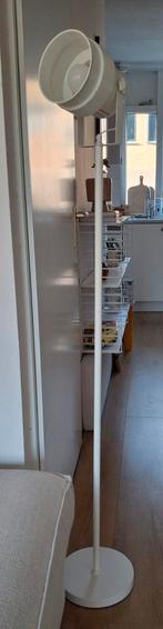 Witte 'spotlight' vloerlamp, Ophalen, Zo goed als nieuw, Metaal, 150 tot 200 cm