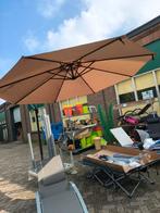 Aangeboden Nieuwe Zandkleurige Zweef Parasol, Tuin en Terras, Parasols, Ophalen, Nieuw, Zweefparasol